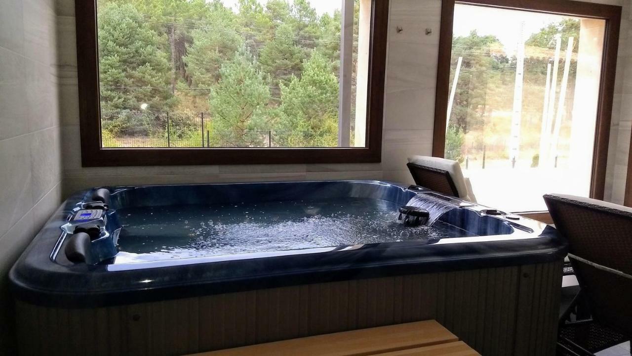 Hotel Rural El Nido De Pinares ナバレノ エクステリア 写真