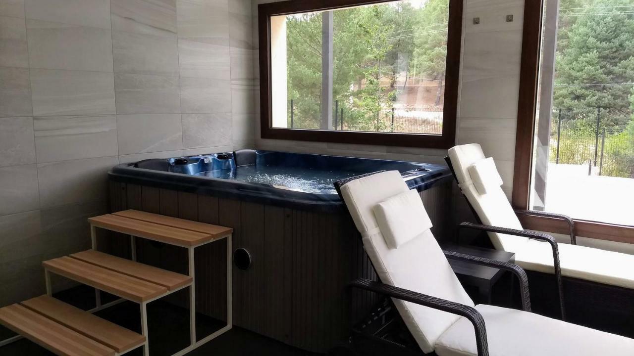 Hotel Rural El Nido De Pinares ナバレノ エクステリア 写真